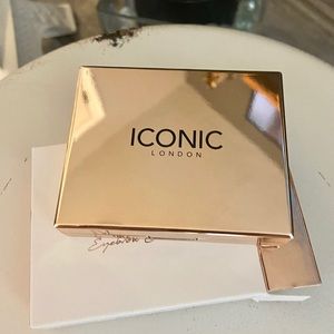 ICONIC London Eyebrow Cushion - Medium